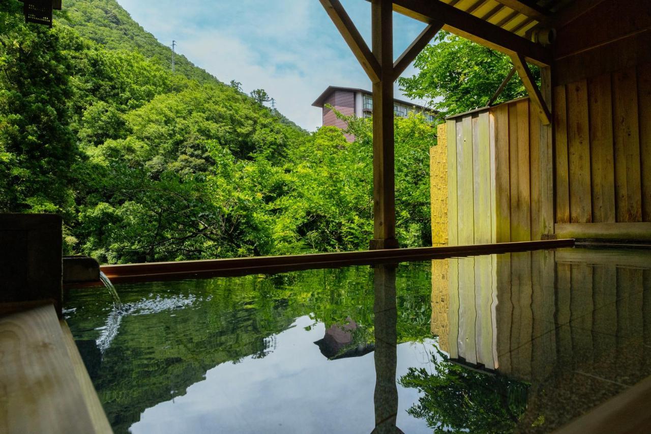 קאגה Yamanakaonsen Ohanami Kyubei מראה חיצוני תמונה