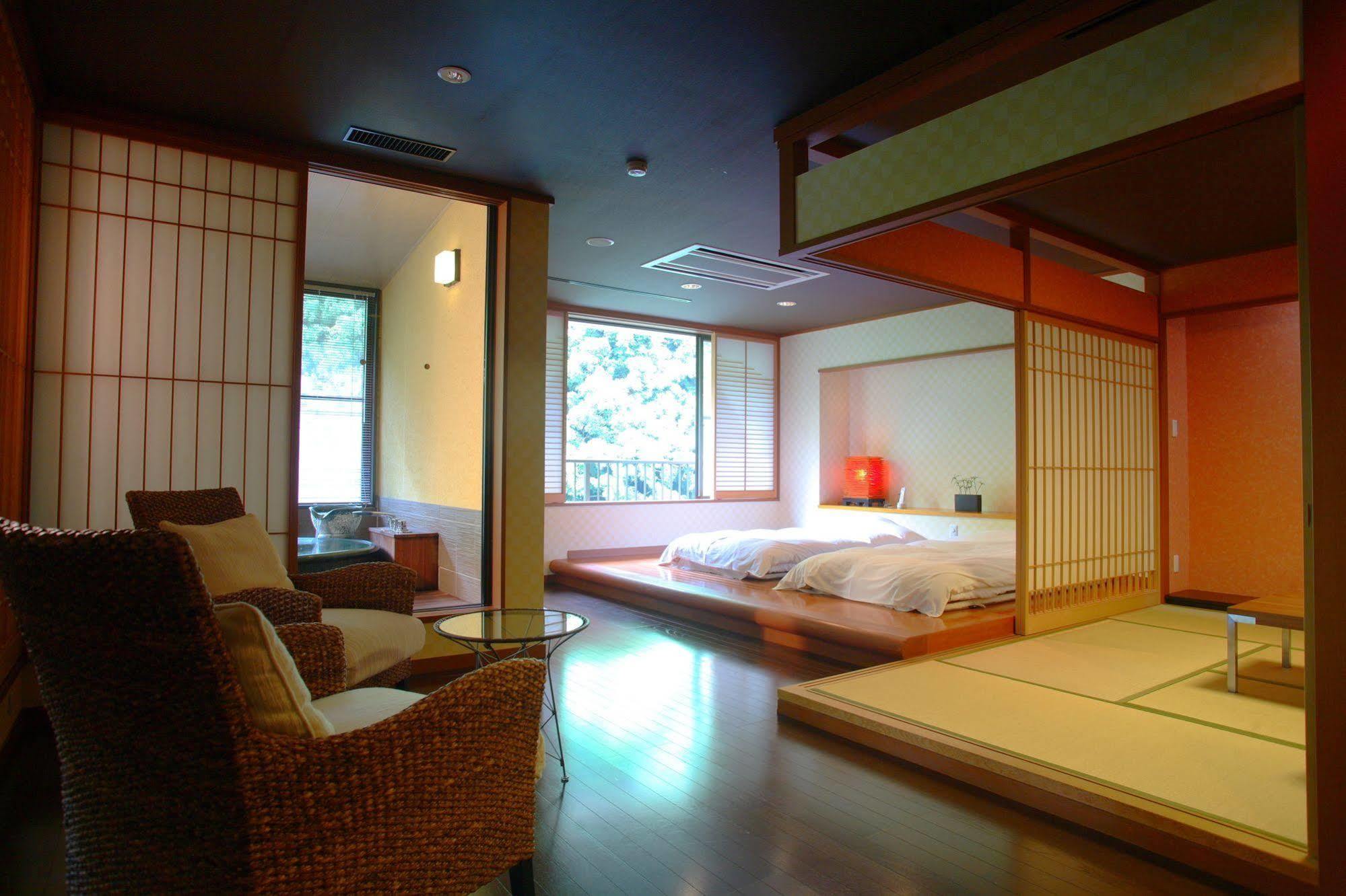 קאגה Yamanakaonsen Ohanami Kyubei מראה חיצוני תמונה