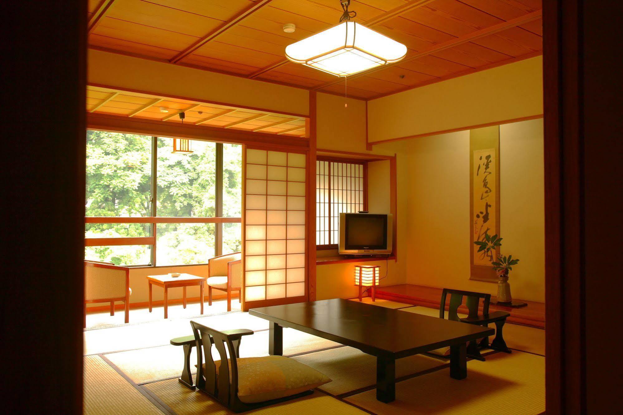 קאגה Yamanakaonsen Ohanami Kyubei מראה חיצוני תמונה
