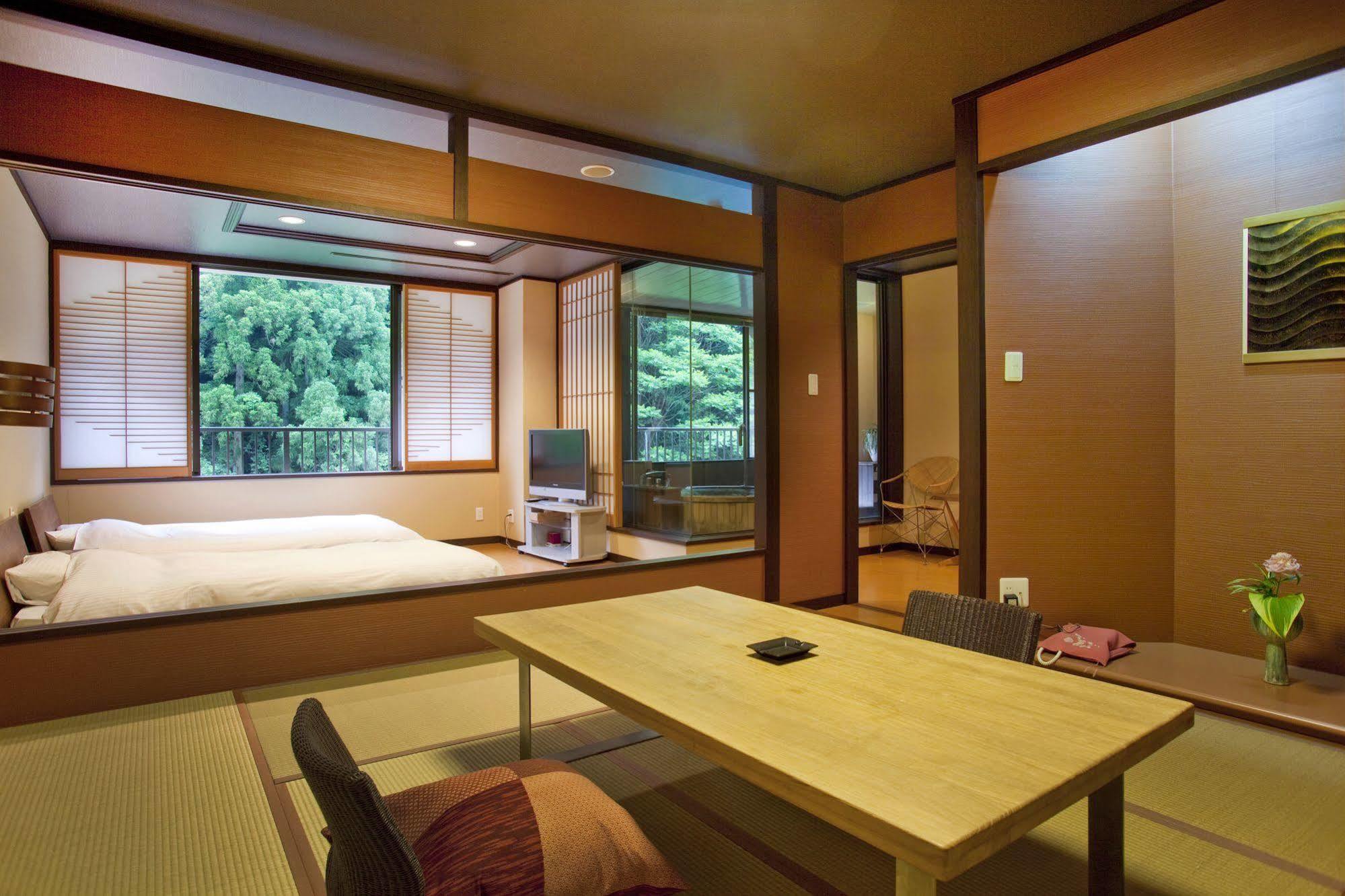 קאגה Yamanakaonsen Ohanami Kyubei מראה חיצוני תמונה